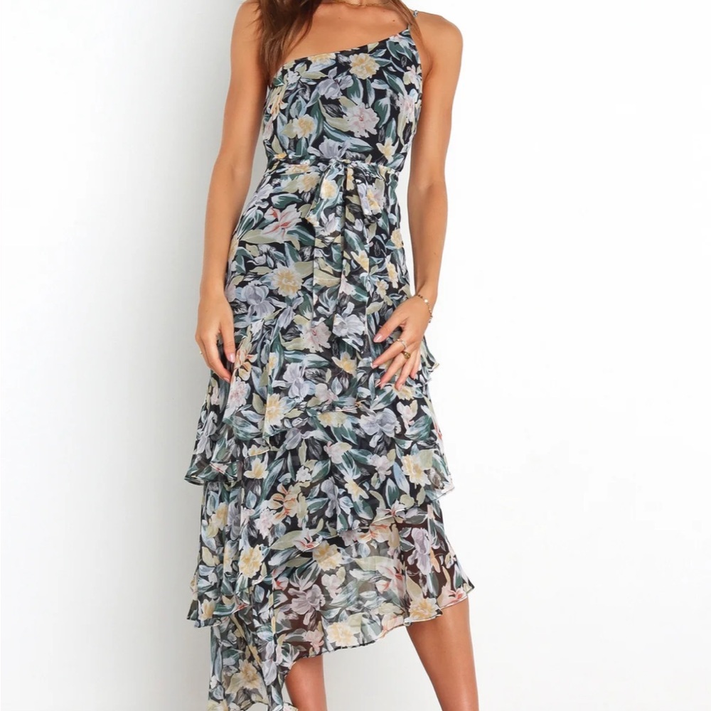 Floral Print One-Shoulder Dress